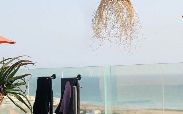 Manzili SurfHouse