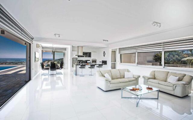Villa Pallas KO1