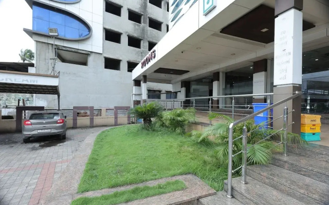 The Horizon Hotel Surat
