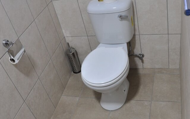 Woodpecker's Inn Guest House