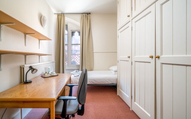 Altido 4-Bed Apt Inside Keble College