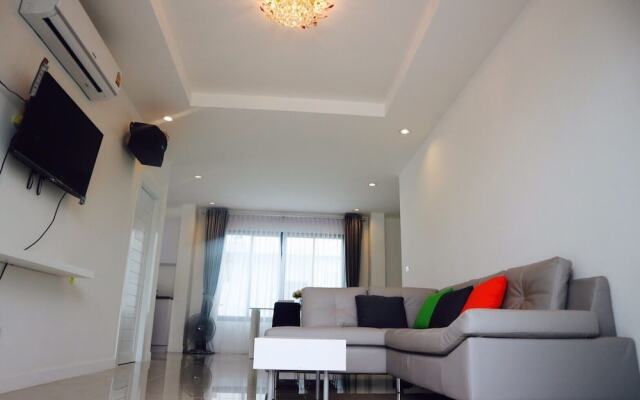 @CHAIN Pool Villa