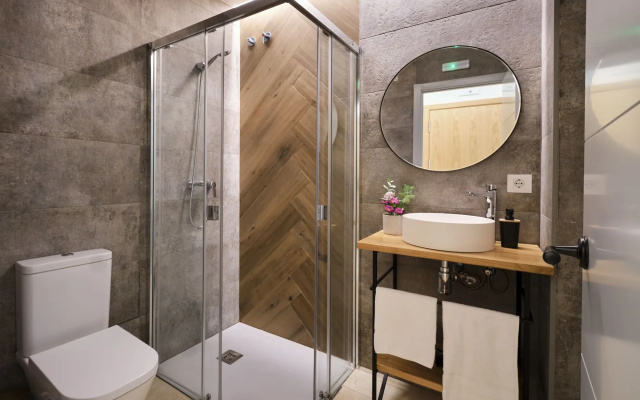 Sweet Sevilla Suites - Smart Hotel