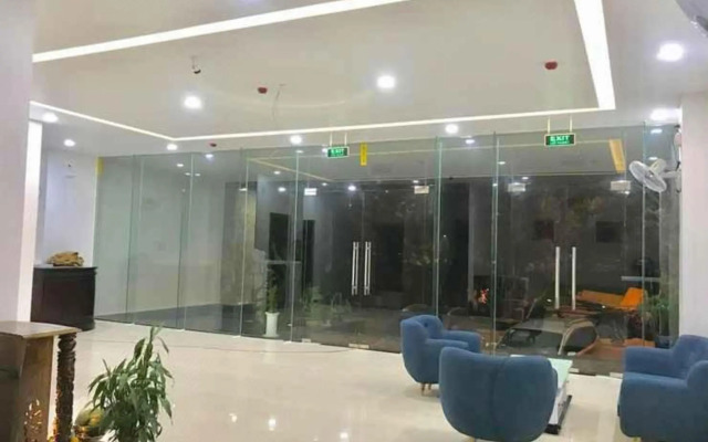 Ly Apartment