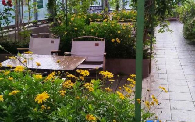 Xana Lite Hotelle (Zizhong Shanghehui)