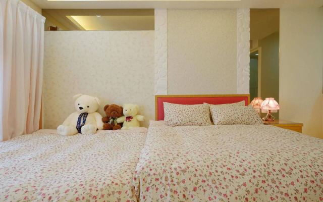 Mimi's house