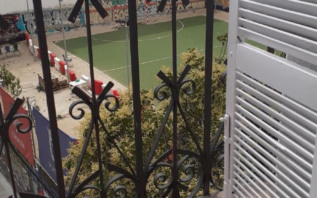 M Abd 13 Studio 4 Pax Latina