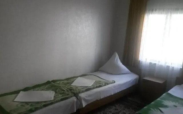 Mineralny Guest House