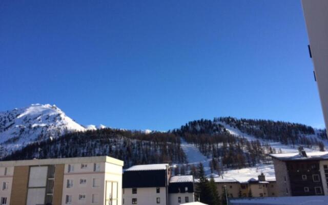 Appartement Montgenèvre, 3 pièces, 8 personnes - FR-1-445-16