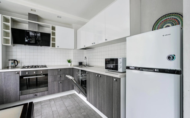 MaxRealty24 on Ukrainsky Boulevard