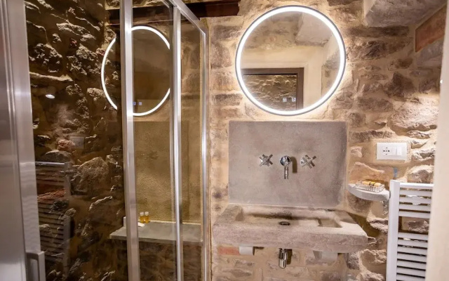 Maccari Suite