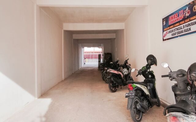 Hotel K77 by OYO Rooms