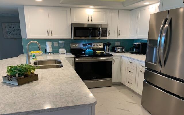 6415 Midnight Pass Road Unit 605