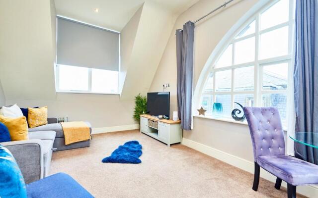 Stunning Central Gems of Harrogate - Sleeps 18!