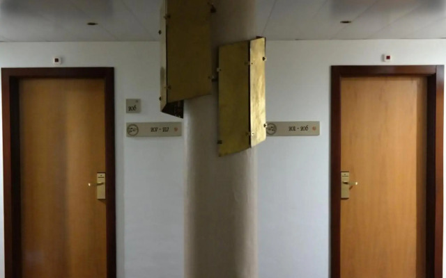 Hotel Rainha D. Amelia, Arts & Leisure