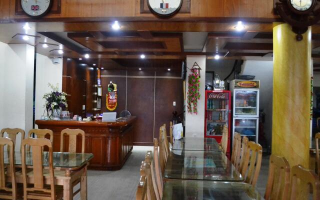 My Ngoc Hotel Catba