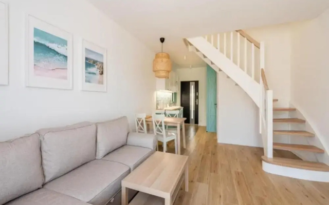 Spacious, 2-level Holiday Apartment