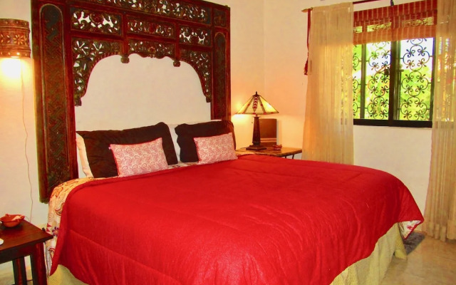 Casa Royal Palms by Playa Paradise