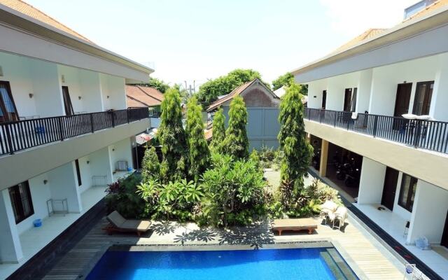 RedDoorz @ Raya Seminyak