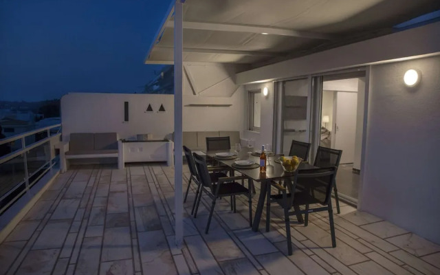 Luxury penthouse with stunning riviera view by GHH