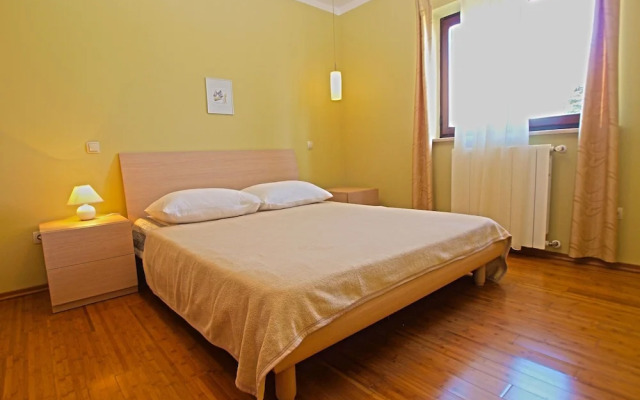 Apartments Milio 1105