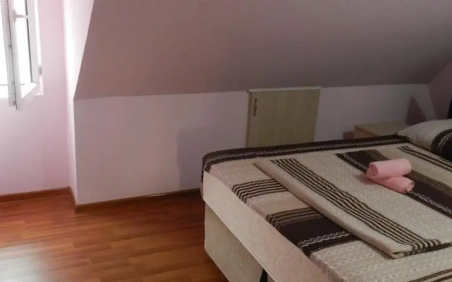 Nia Guest House