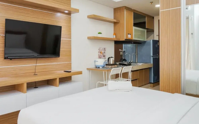 Relax And Simply Studio Apartment At Parkland Avenue