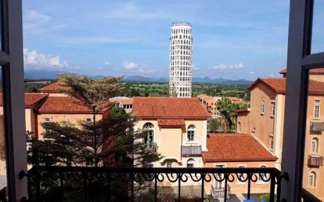 Villa Primo Khaoyai near Toscana