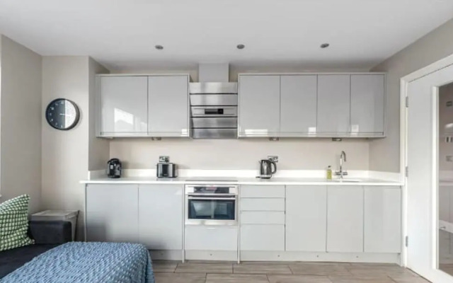 Modern Comfy 5 Location Few Steps From Pier