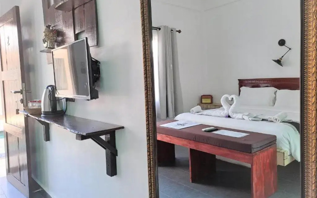Villa Rumah Kayu