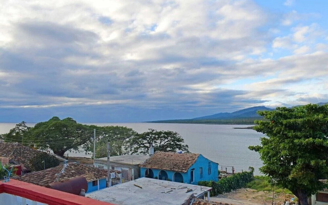 Hostal Eida y Lujan PLAYA LA BOCA