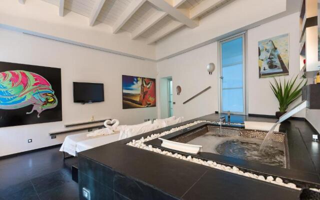 Rental in Rome Cosmopolitan Hi-Tech