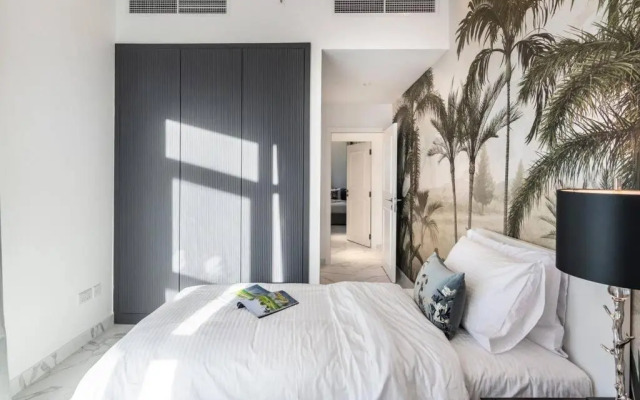 Wonderful 2BD with full Dubai marina view