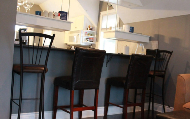 Work Play Suites