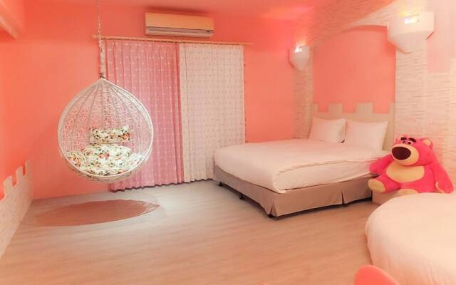 Tong's Story Paternity B&B