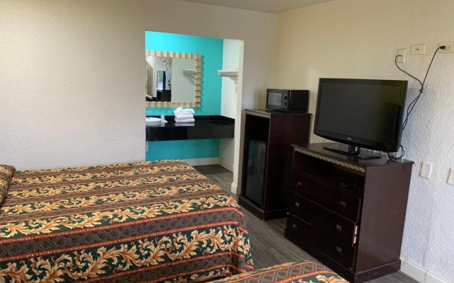 Super 7 Inn Dallas Southwest