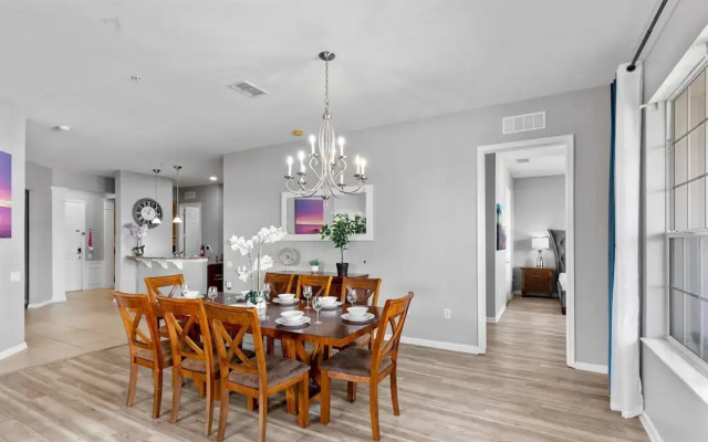 5037 Shoreway Loop #408