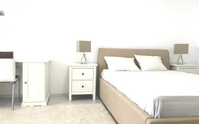 Parlament Fancy Apartments