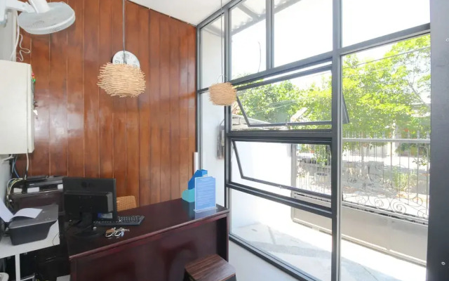 RedDoorz Syariah At Pucang Anom