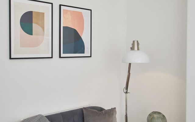 The Ruby Retreat Apartment