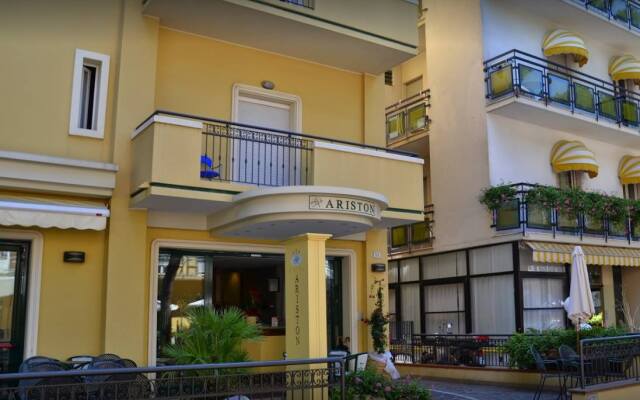 Hotel Ariston