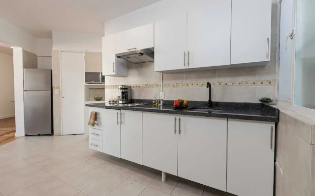 Polanco Heart Apartments by JV89