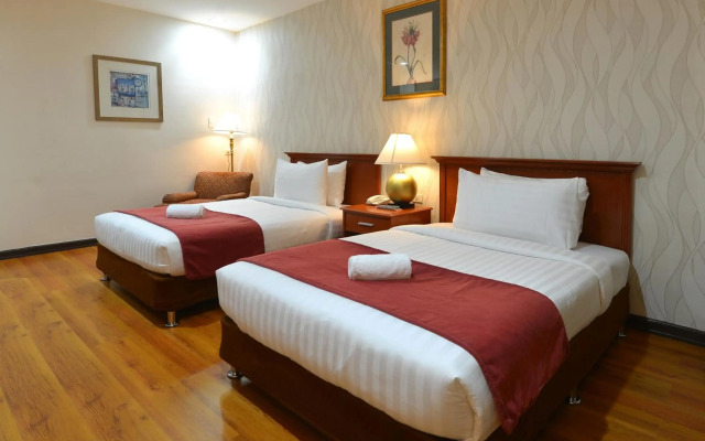 Royal Suites Condotel