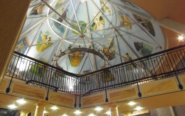 Lakeside International Hotel