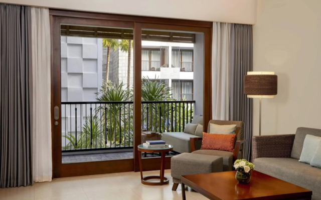 Courtyard By Marriott Bali Seminyak Resort
