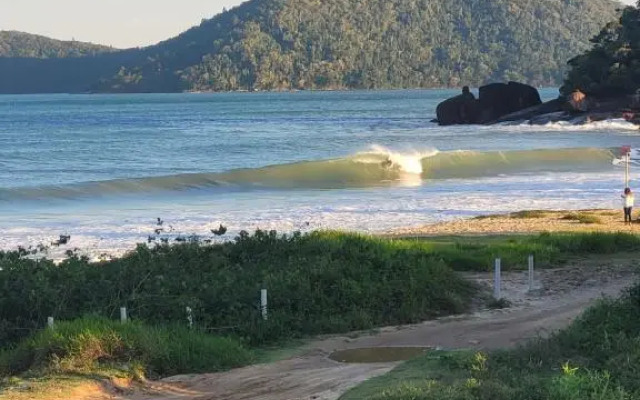 Caipira's Surf Hostel