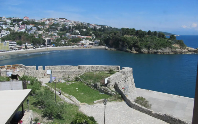 Hotel Kulla e Balshajve