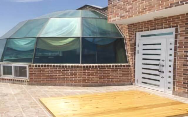 Shinyang Beach Pension