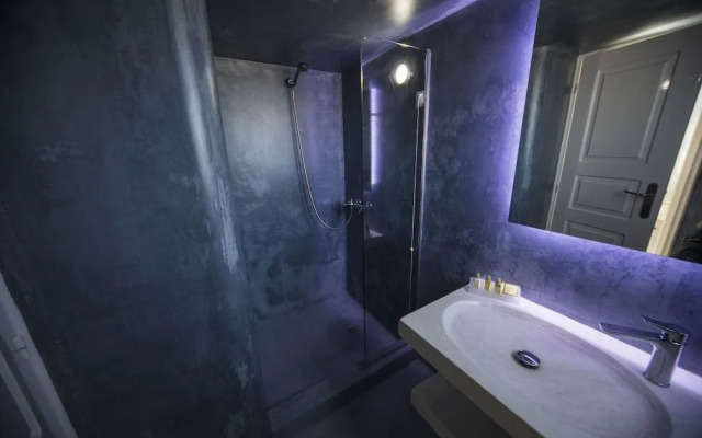 Ianthe Apartments & Villa