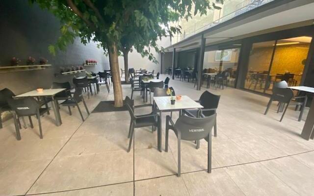 Hostal Vertisol